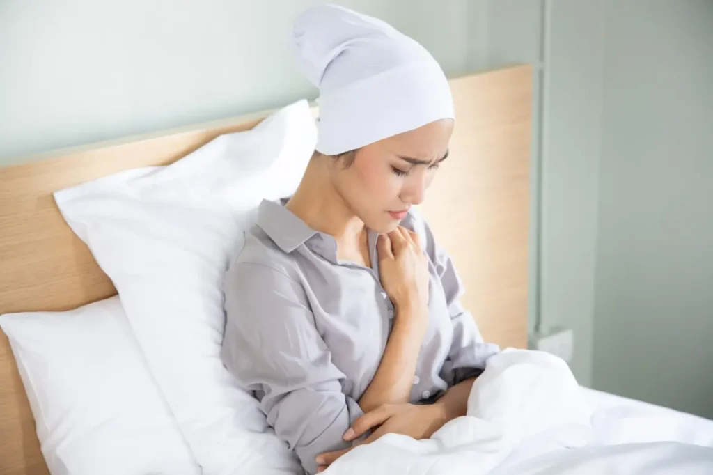 Cancer patient must be careful about massage. It must be done by a massage expert for cancer patients only. ผู้ป่วยโรคมะเร็ง ต้องระวังในเรื่องของการ นวด ต้องนวดโดยผู้เชี่ยวชาญด้านการนวดสำหรับผู้ป่วยมะเร็งเท่านั้น